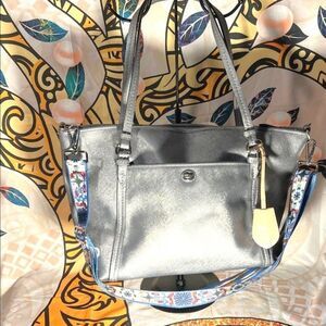 Coach Peyton Leather Pocket Tote - F25667 - SILVER PEWTER
